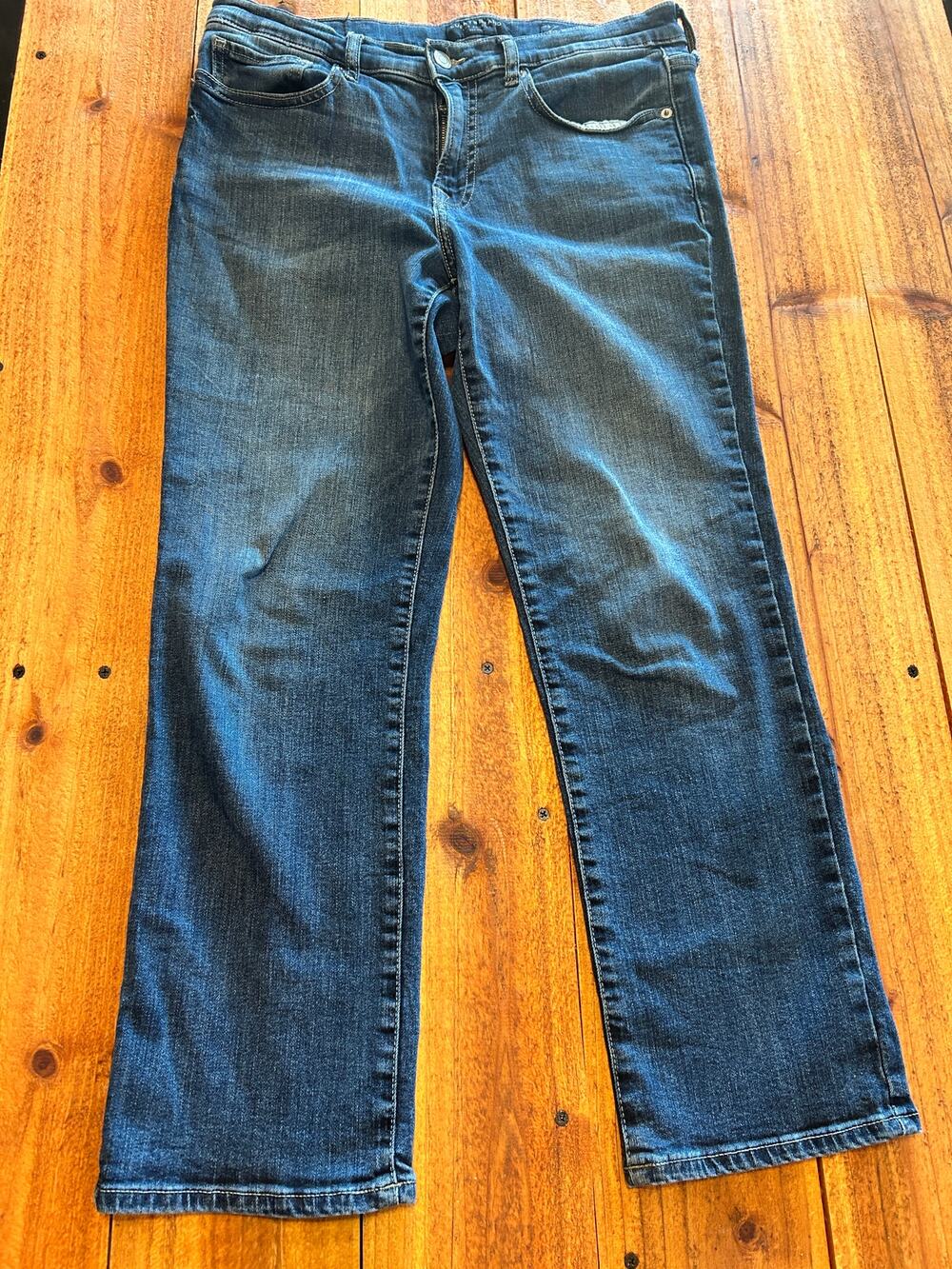 Lucky Brand Sweet N Straight Crop Jeans size 10/30 Mid Rise Med. Wash 7WP11150